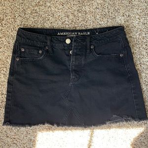 American Eagle Black Denim Mini Skirt (Size 4)